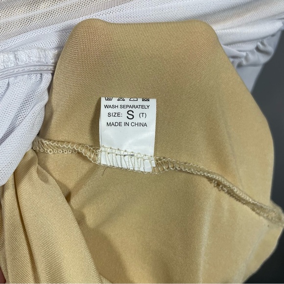 Indie XO Feeling Sultry Sheer Rutched Short Sleeve Off The Shoulder Dress White - Picture 7 of 8